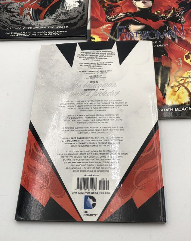 DC Batwoman Graphic Novel TPB Lot & Walt Disney Comics #656 5 Piece Set
