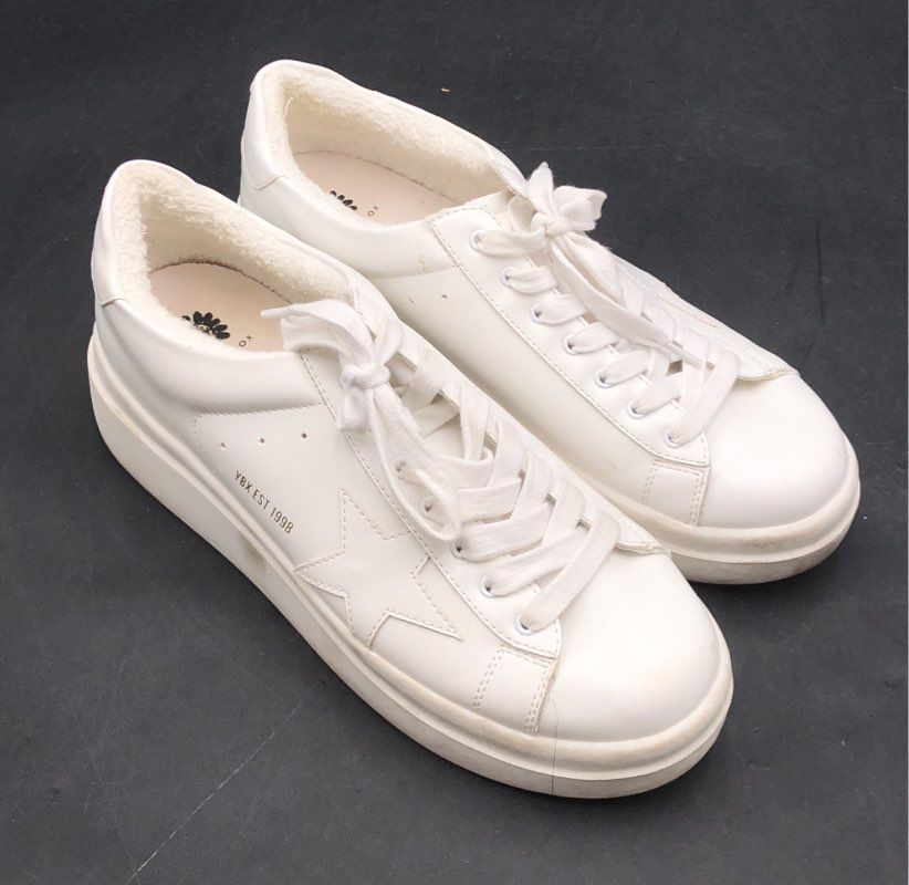 Yellow Box Elonna White Star Platform Sneakers Women's Size 10