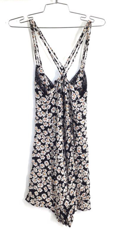 Topshop Women's Daisy Print Romper Black Lace Trim Strappy Button Front Sz 6