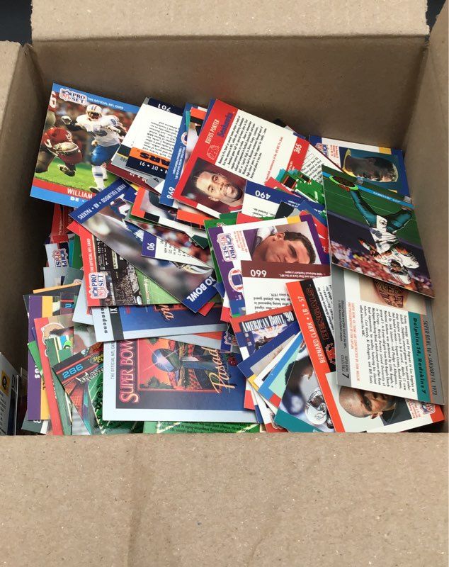 6.4 lbs. Lot of Football NFL Trading Cards. Medium Box, Unsorted