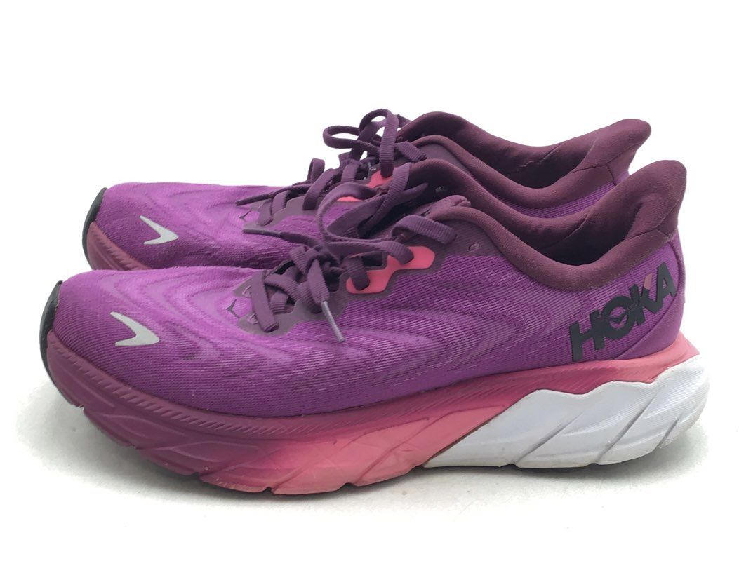 Hoka One One Women&#39;s Arahi 6 1123195 Purple Low-Top Running Shoes - Size 7B