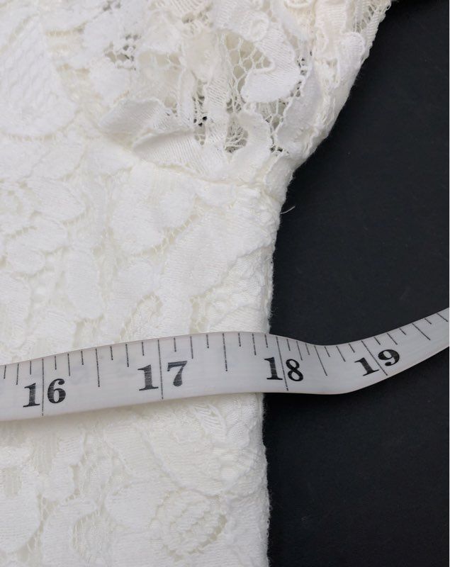 NWT White House Black Market Women's Ecru Bell Sleeve Lace Shift Dress - Size 8