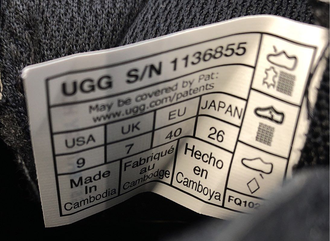UGG Retrainer Womens Black Lifestyle Sneaker Shoes Size 9 (1136855)