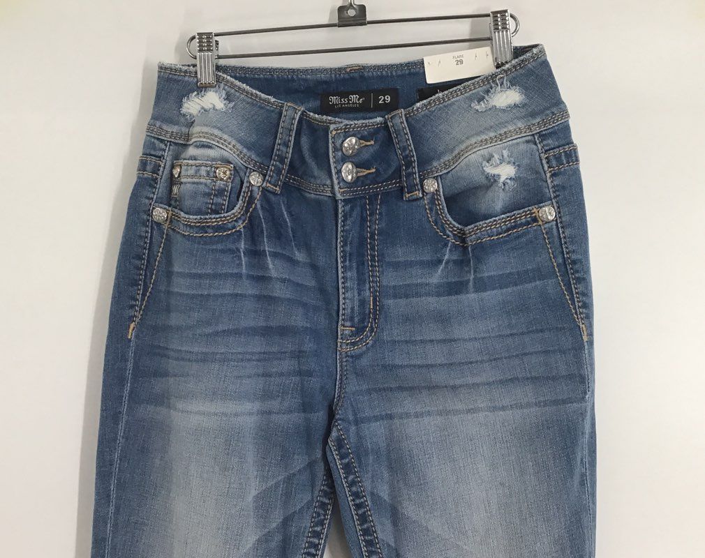 NWT Miss Me Women&#39;s Blue Heaven Flared Jeans - Size 29