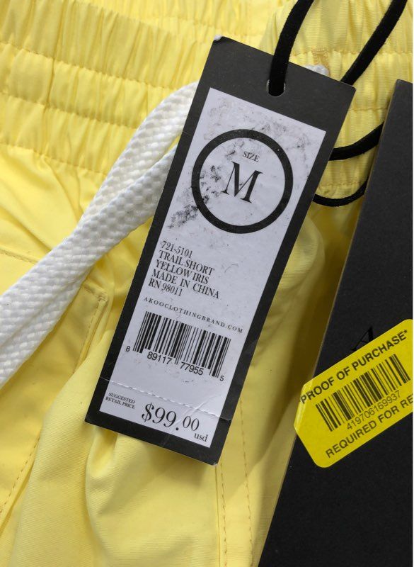 Akoo Men's Yellow Iris Trail Active Cargo Shorts Large Logo Graphic NWT Sz M