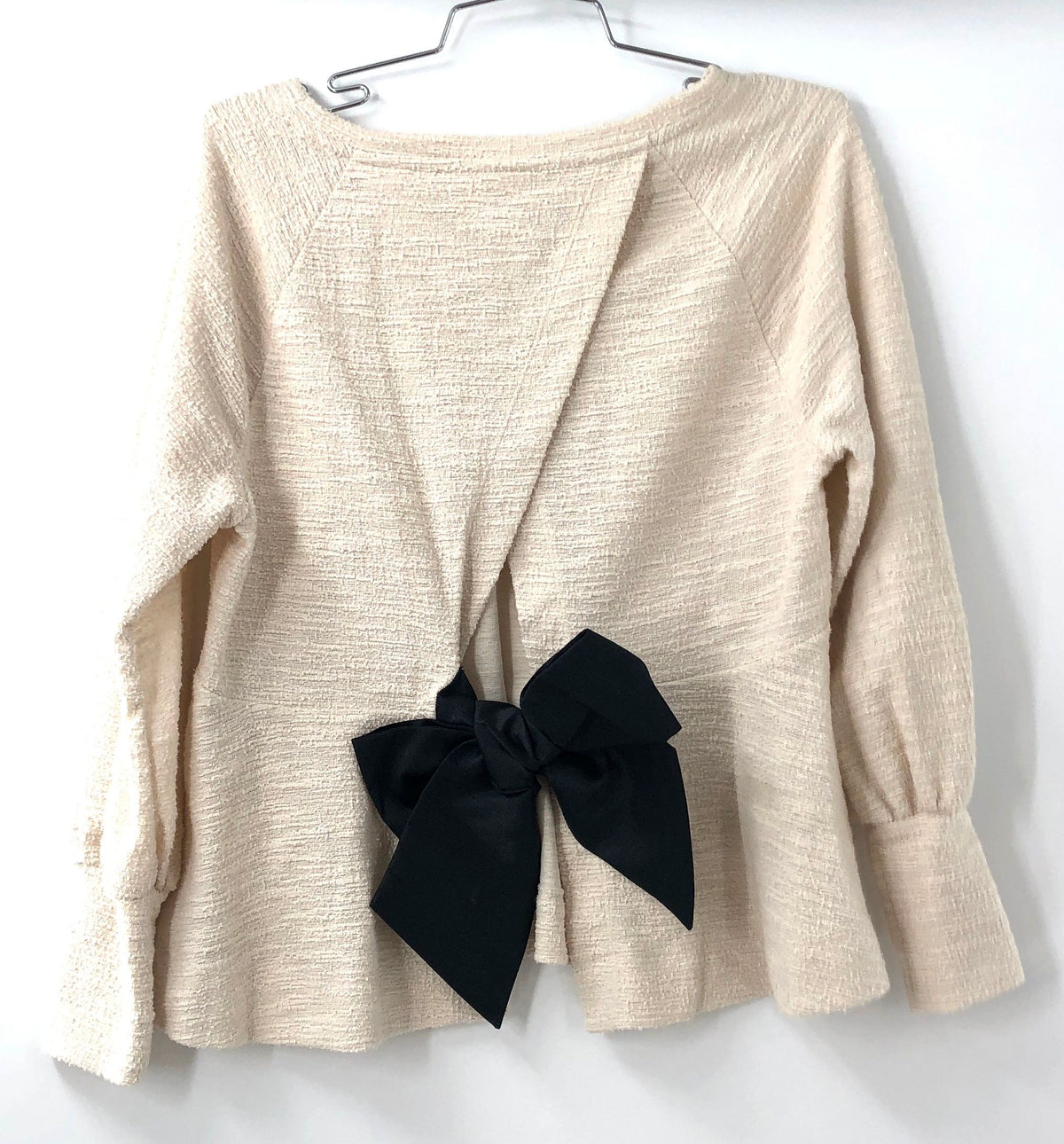 Anthropologie Women's Ivory Textured Back Bow Long Sleeve Top Petite XSP NWT