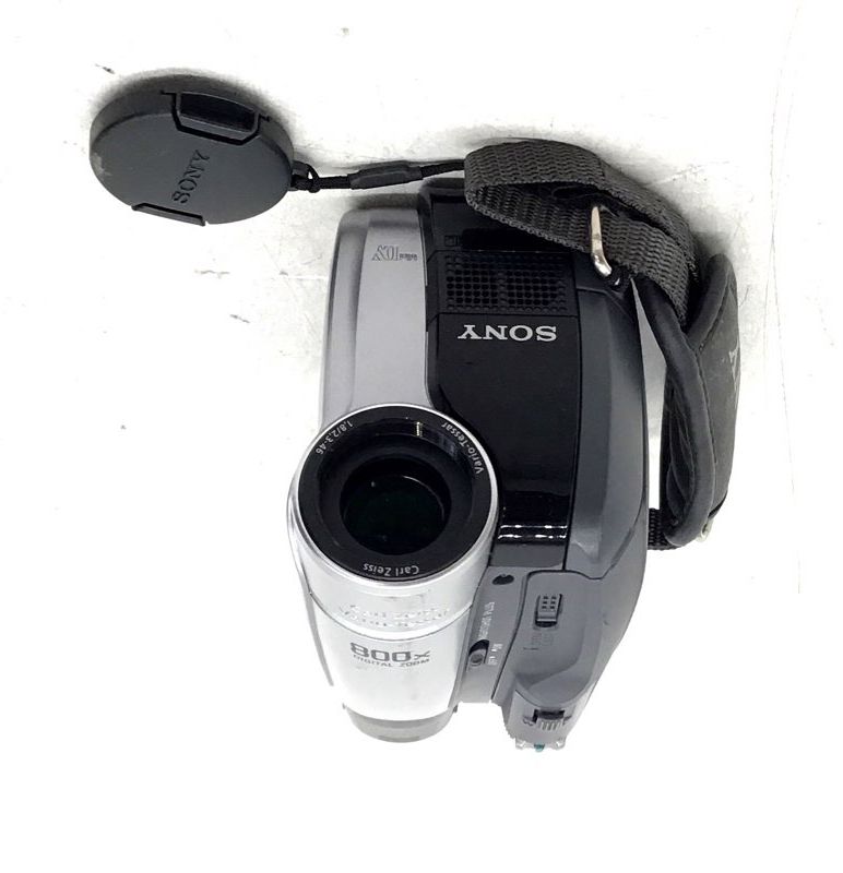 Sony Touch Panel LCD Handycam 20X Optical Zoom Handheld Camcorder W/Accessories