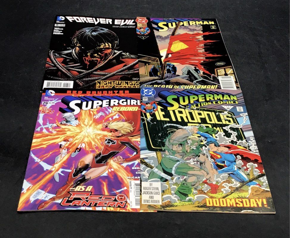 DC Comics Lot Mixed Era Superhero & Cartoon Approx 30 Books