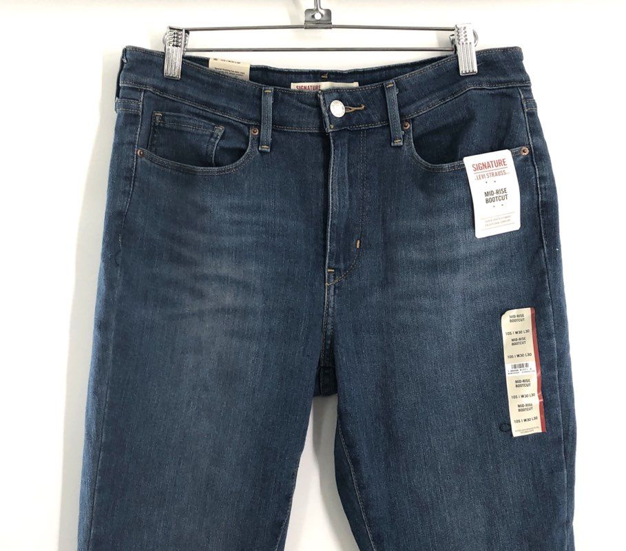Signature by Levi Strauss Women's Blue Mid-Rise Bootcut Jeans Size 10S NWT
