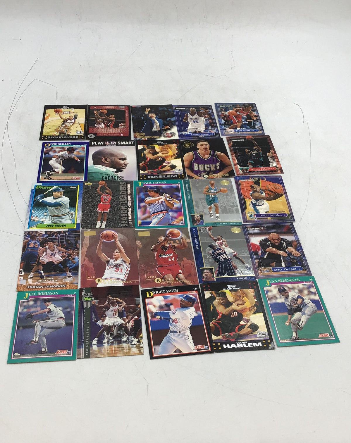 Lot of Basketball, Baseball Cards. Medium Box, Unsorted