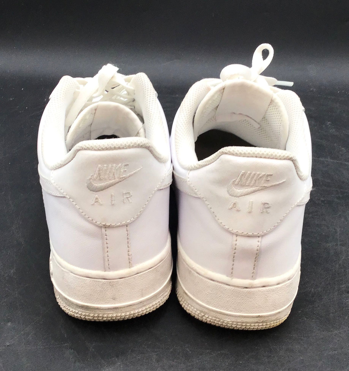Nike Men's Air Force 1 Low '07 White Athletic Shoes - Size 11