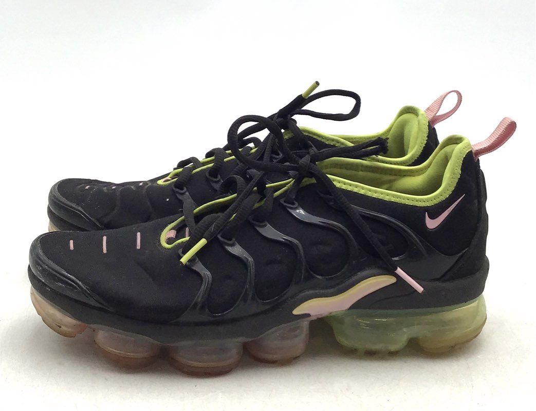 Nike Women&#39;s Air VaporMax Plus CI6160-001 Black Low-Top Athletic Shoes - Size 10