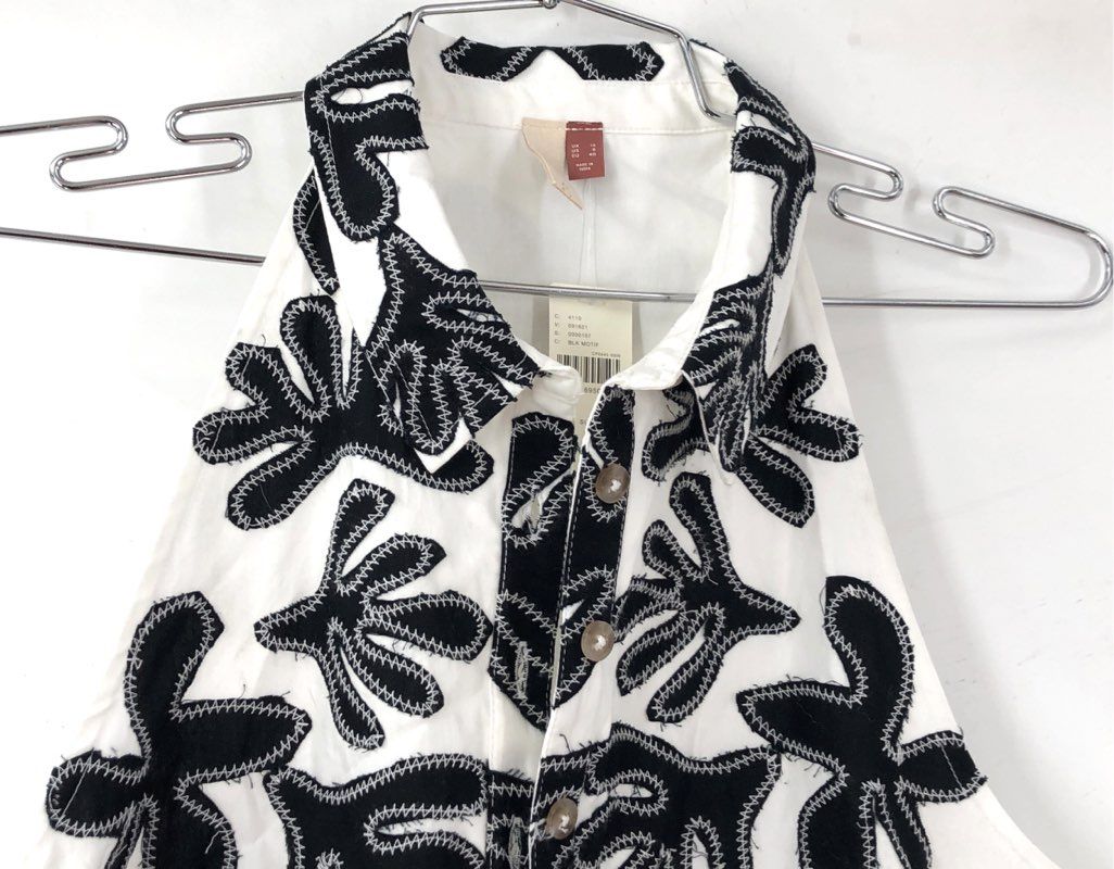 NWT Pilcro Women's White Black Cropped Blouse - Size 8