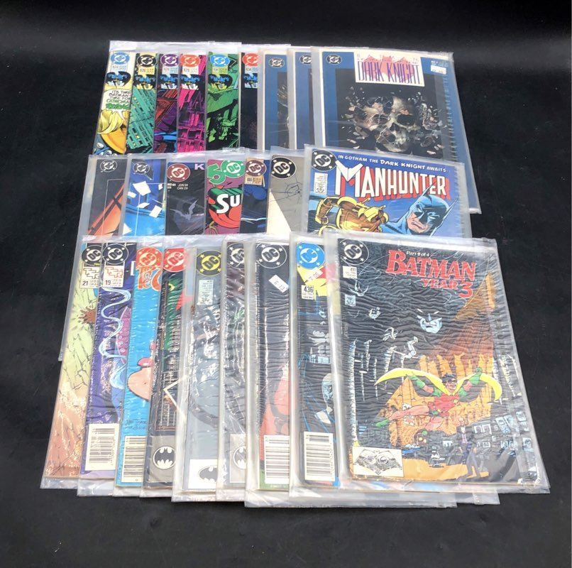 DC Comic Lot 1980s-1990s Batman Detective Comics Approximately 25