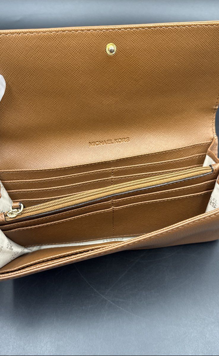 Michael Kors Tan Pebbled Leather MK Circle Logo Flap Continental Wallet Gold