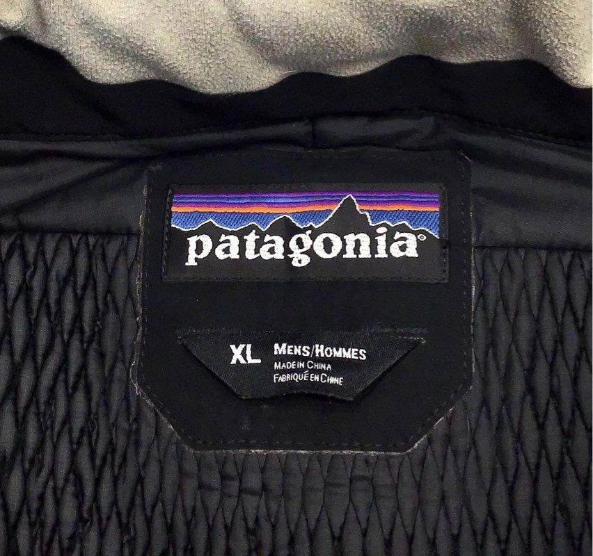 Patagonia Men's Black Technical Waterproof Shell Jacket Full Zip Hooded XL
