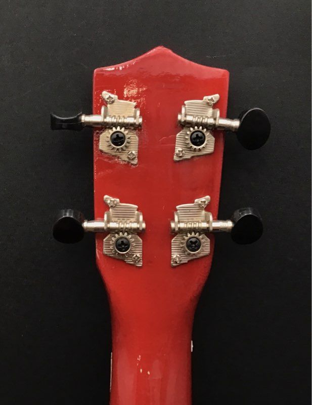 RockJam UK-222-A Beige Red Soprano Ukulele