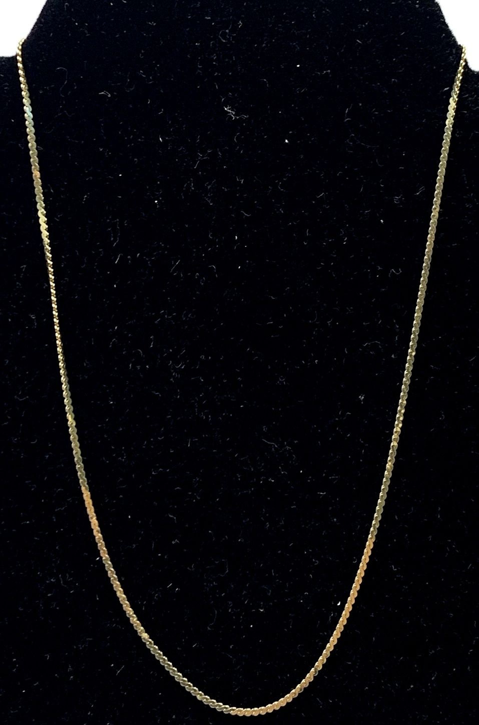 Fantastic 14K Gold Serpentine Necklace 2.9g