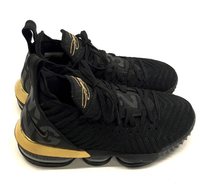 Nike LeBron 16 King Black Metallic Gold Basketball Shoes Size 8.5