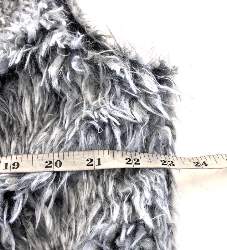 Johnston & Murphy Women's Gray Faux Fur Shaggy Vest Open Front NWT Size L