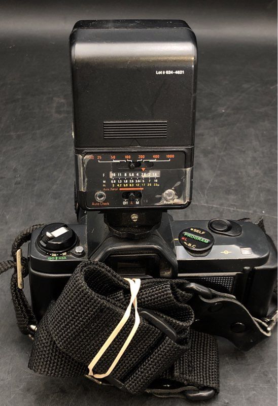 Vintage 1980s Canon T50 35mm Film SLR Camera 28-70mm SSP Lens ProSpec Flash