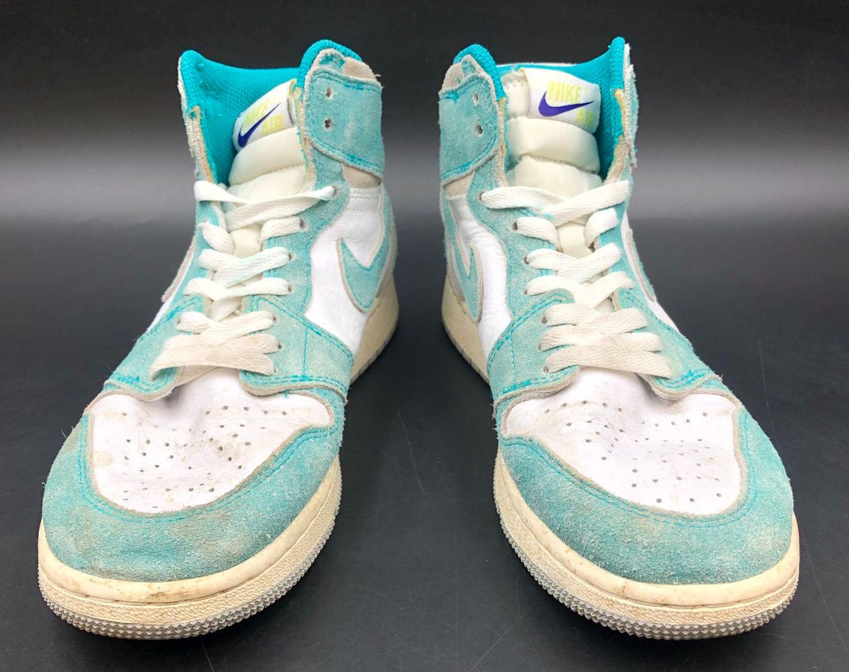 Nike Jordan 1 Retro High OG GS 'Turbo Green' White/Teal Sneakers - Sz 6Y (+COA)