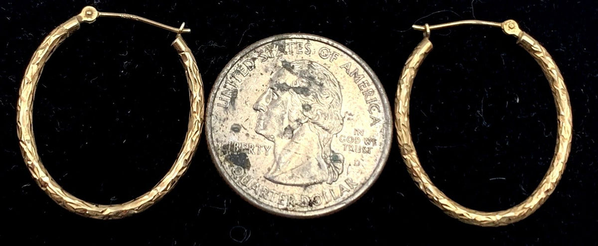 Terrific 10K Yellow Gold Hoop Earrings 0.86g
