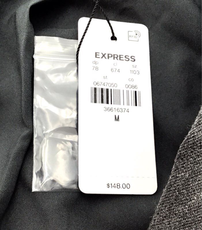 NWT Express Women&#39;s Gray Editor Peak Lapel Single-Breasted Blazer - Size Medium