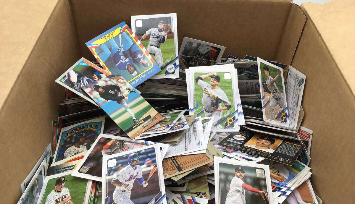 3 lbs. Lot of Baseball Cards. Medium Box, Unsorted