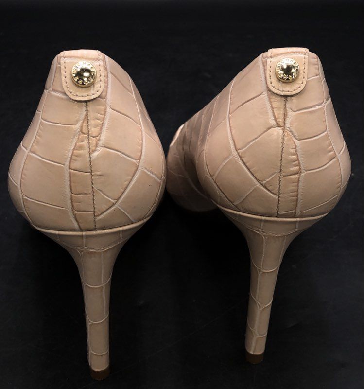 Michael Kors Women's Beige Stiletto Pump Heel - Size 10M