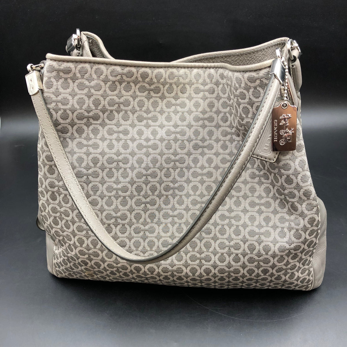 Coach Grey Madison Op Art Needlepoint Burrow Shoulder Bag Silver Hardware COA