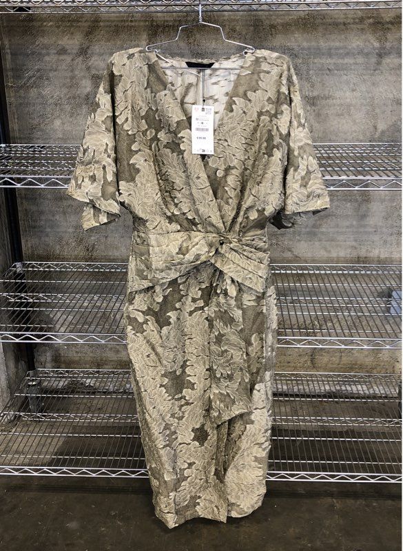 Zara Women's NWT Jacquard Knot Front Midi Dress Khaki Green Floral Size M
