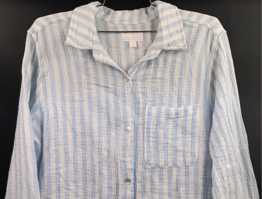 EVERY Women's Blue White Striped Crinkle Cotton Gauze Button Up Shirt Sz M