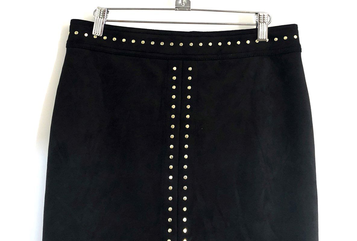White House Black Market Women's Black Studded Faux Suede Pencil Skirt Size 6