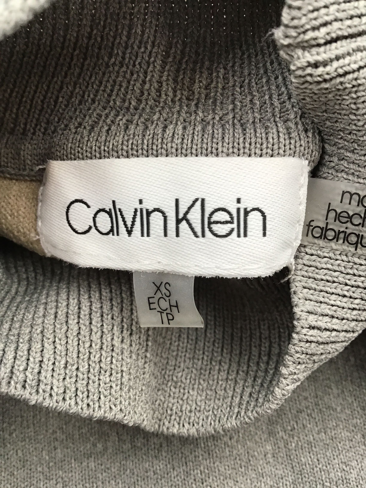 NWT Calvin Klein Women&#39;s Gray Knitted Mock Neck Pullover Sweater - Size XS