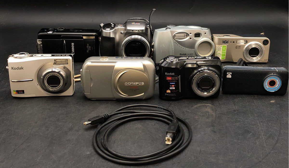 HP Canon Olympus Kodak DX3600 2X Optical Zoom 2.2 MP Digital Camera & More Lot