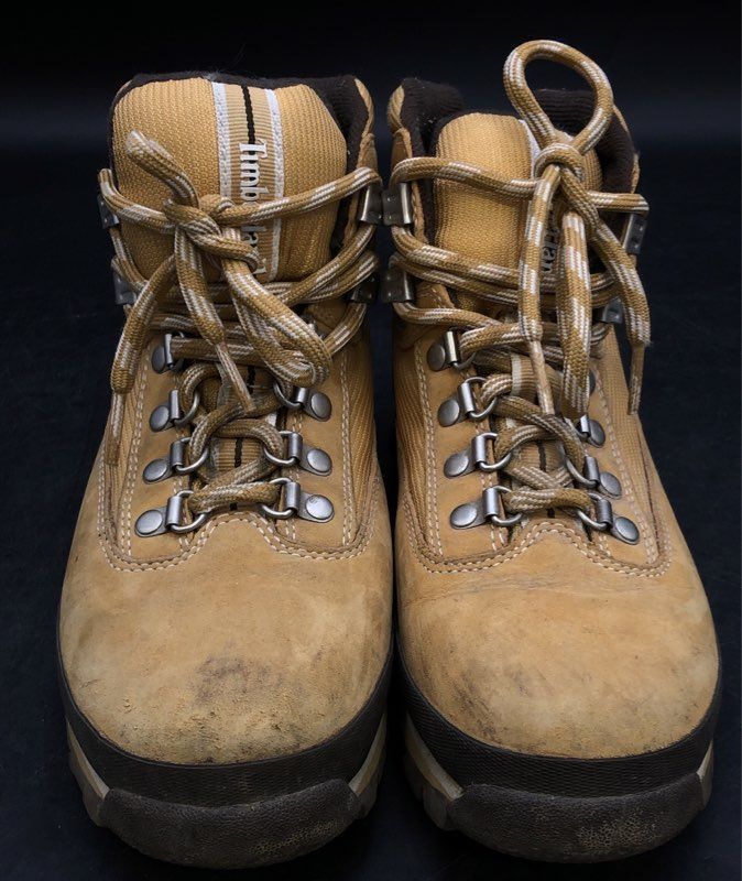 Timberland Women's Tan Hiking Boots - Size 8M