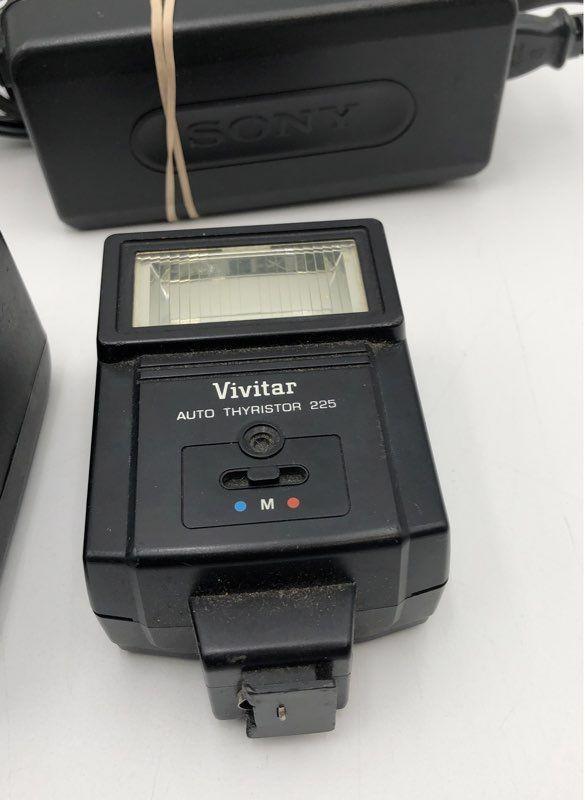 Vivitar Sunpak Camera Flash & Lens Lot 7 Pieces Panasonic Viewfinder Adapters