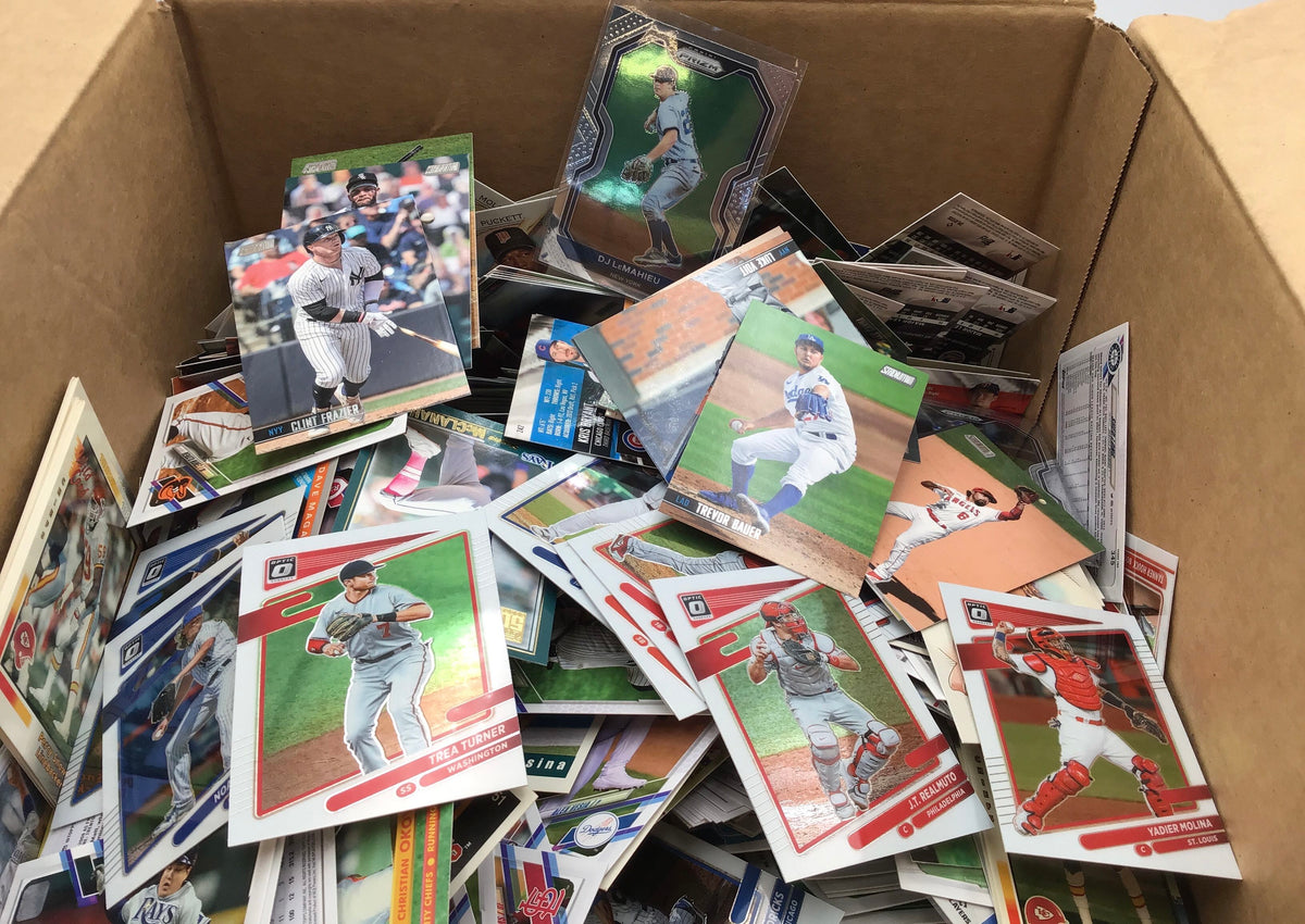 3 lbs. Lot of Baseball Cards. Medium Box, Unsorted