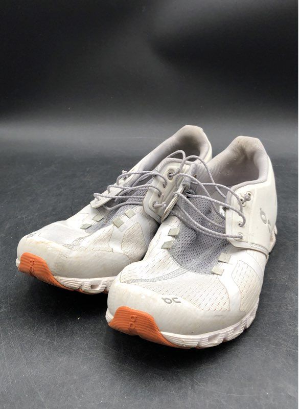 On Cloud Women's White Athletic Shoes - Size 9.5