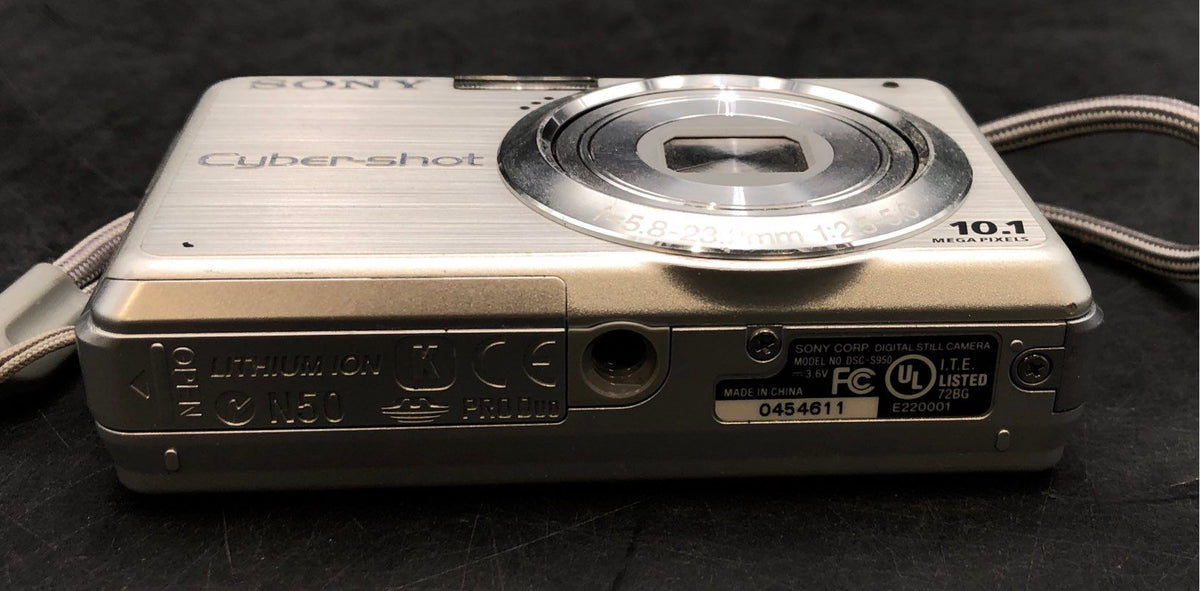 Sony Cyber-shot DSC-S950 10.1 MP Digital Point & Shoot Camera
