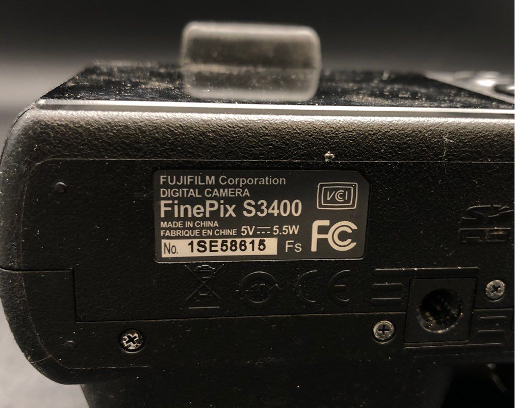 Fujifilm FinePix S3400 14MP 28x Optical Zoom Digital Bridge Camera