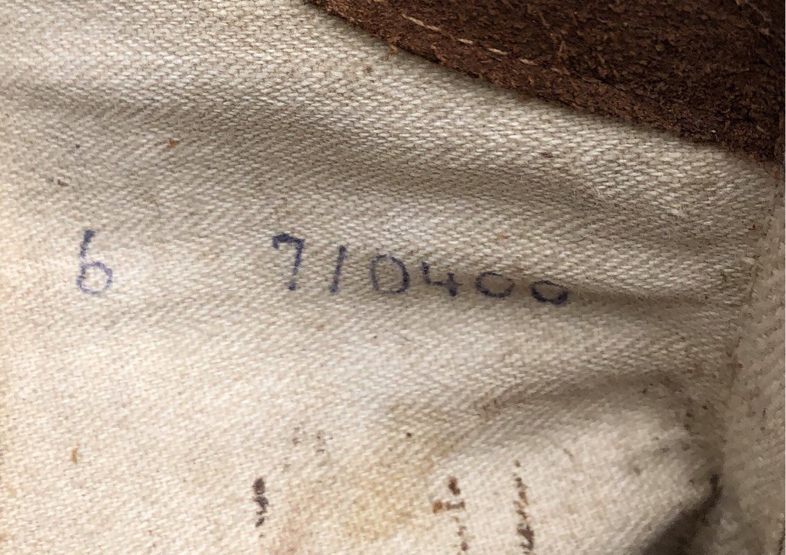 Vintage CCM White Leather Figure Ice Skates Wood Guards Steel Arch Support Sz 6