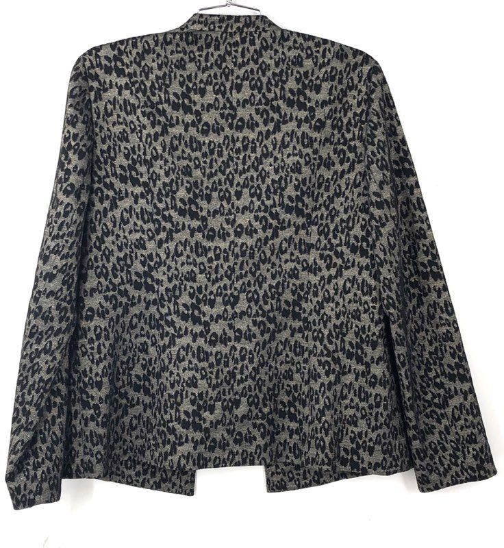 NWT Kasper Women's Black Gray Animal Print Skirt Suit Set - Size 8