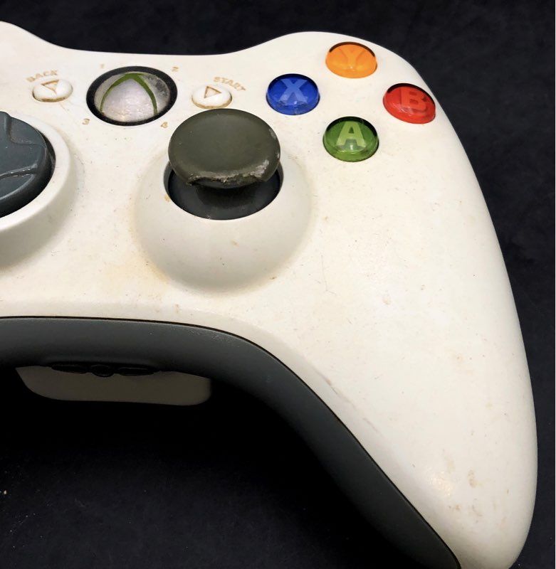 Lot of 2 Microsoft Xbox 360 Wireless Controllers OEM Official