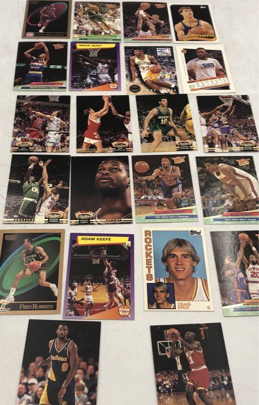 10.8 lbs. Lot of Basketball NBA Cards. Medium Box, Unsorted