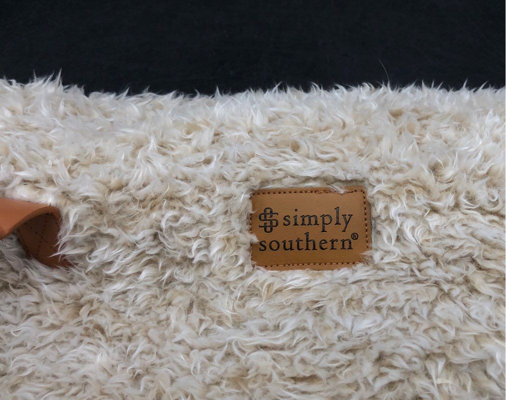 Simply Southern Cream Sherpa Faux Fur Blanket Tote Bag NWT Large