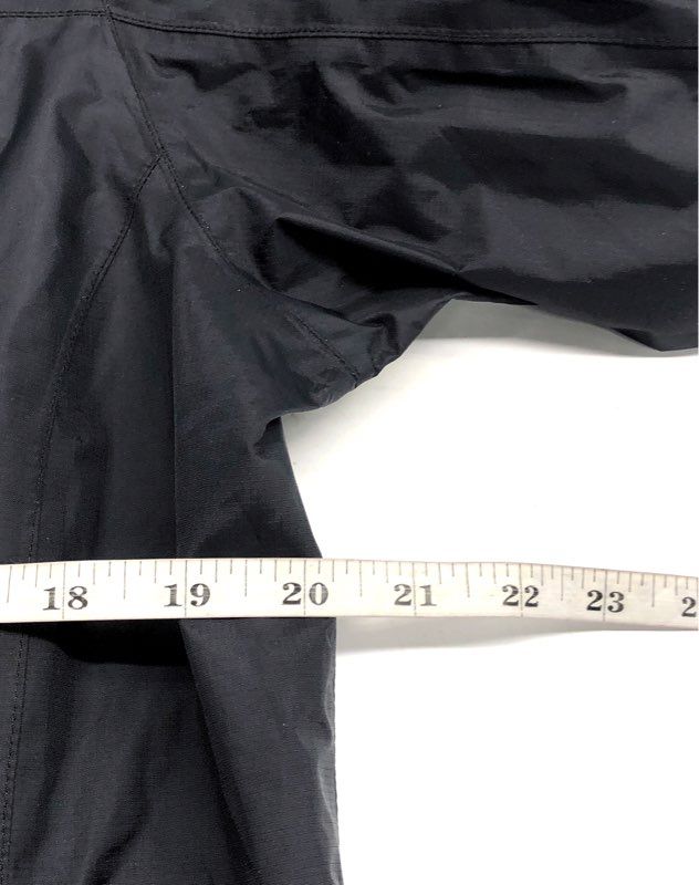 L.L.Bean Women's Black Trail Model Rain Jacket Waterproof Hooded Nylon Sz M NWT