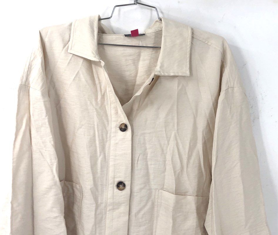 NWT Vince Camuto Women's Button-Up Shirt - Size L