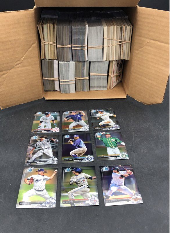 Mixed Lot Of Baseball MLB Cards. Medium Box, Unsorted
